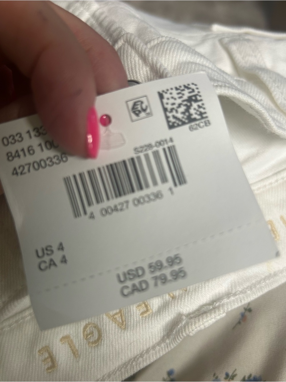 NWT AE White Strigid Relaxed Women's Shorts - Picture 8 of 10